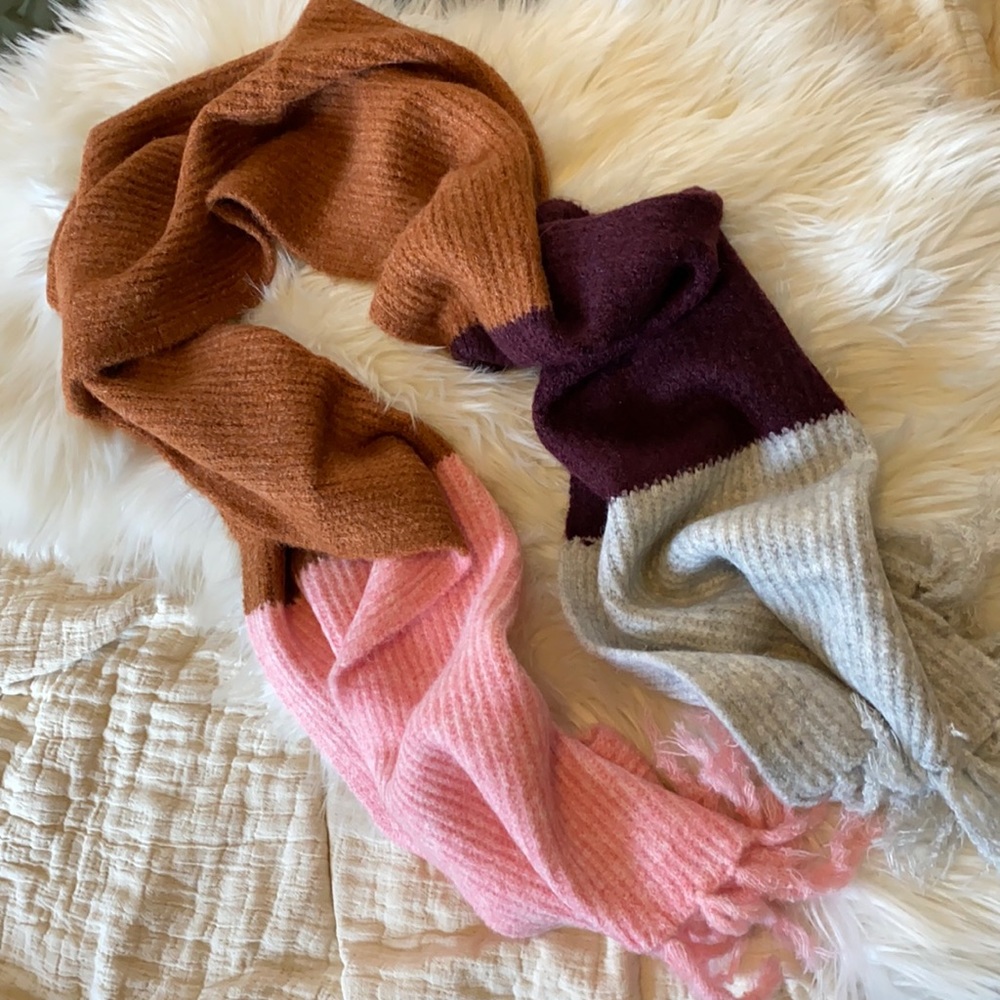 G A P Color Block Scarf - image 1